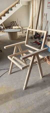 كراسي سفرة • خشب طبيعي • كلار