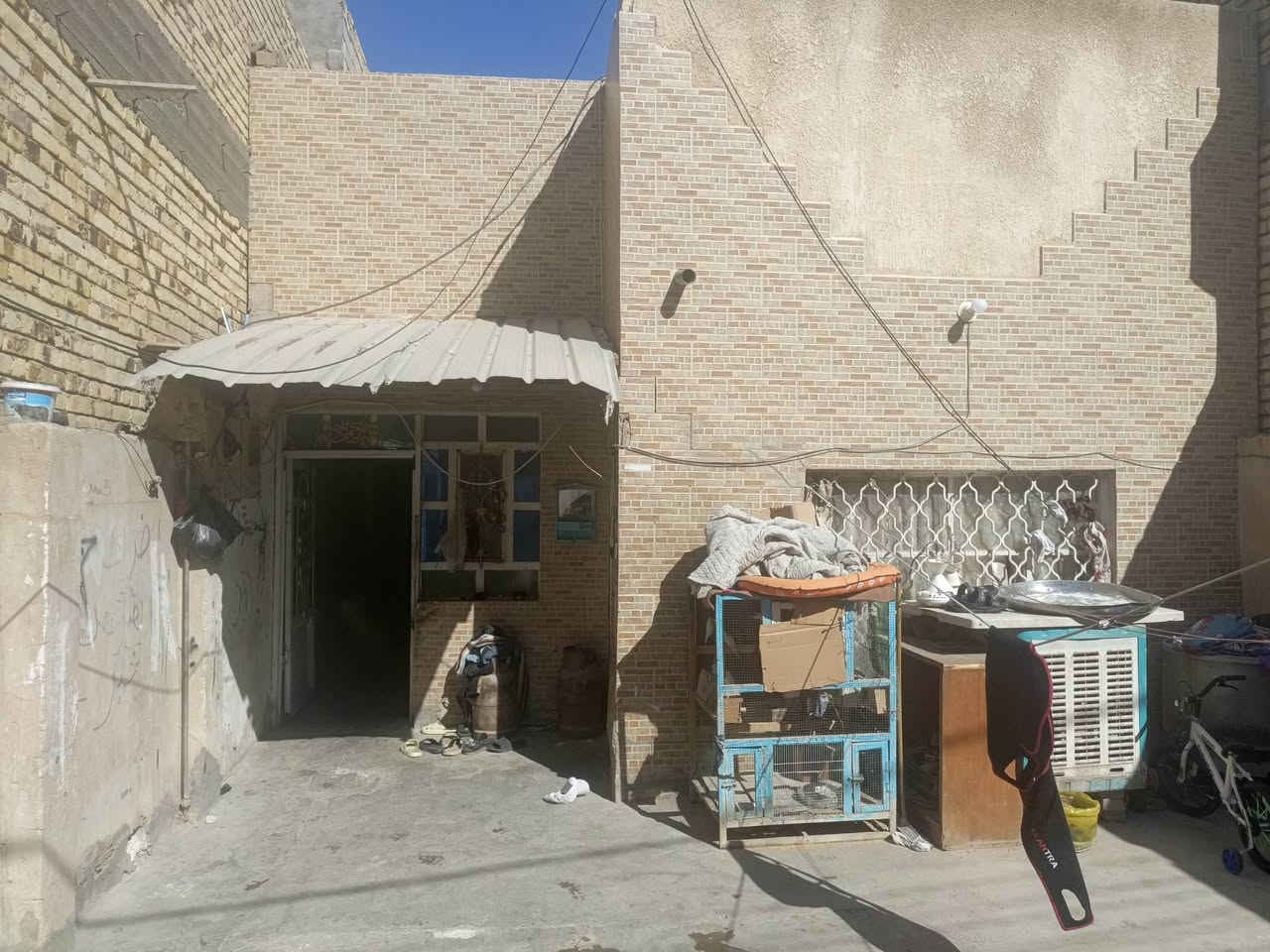 يالله دار  البيع المساحه 130متر
طابو صرف منطقت 31

فرع الحلاق الاسدي   شارع عرضه 12متر 

العنوان كوفه حي ميسان قرب مجمع جوهرت العرب 

يحتوي ع غرفه  وستقبال ومطبخ وصاله  وتخاريج داخليه وخارجيه 

الستفسار تصل ع رقم ***********وتساب. يوجد كافت

 المساحت الزرعيه
