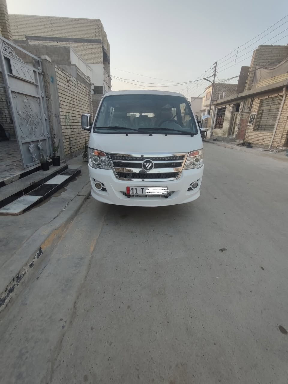 السلام عليكم سياره فتون للبيع موديل ٢٠١٥هلات معمره وجوه التريشه باب السلايت كير وكسن مكفولات مكينه الاصليه مالته تنقص رقم نكليزي مصفره غرامات جاملغات مغلفه دوشمه دخم تأير ٨٥. وبيه مجال
***********📱
