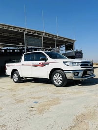 هايلوكس اوتوماتيك • ٢٠٢٢ • ماشي ٩٠ الف