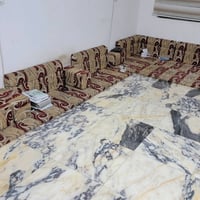 كعده عربيه طول 10 متر كامله اي نقص مابيهه للبيع سعر 175 وبيها مجال للش...