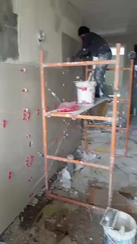 الكادر السوري مستمر وياكم بصنع الفخامة في البورسلين و المرمر والكاشي ب...