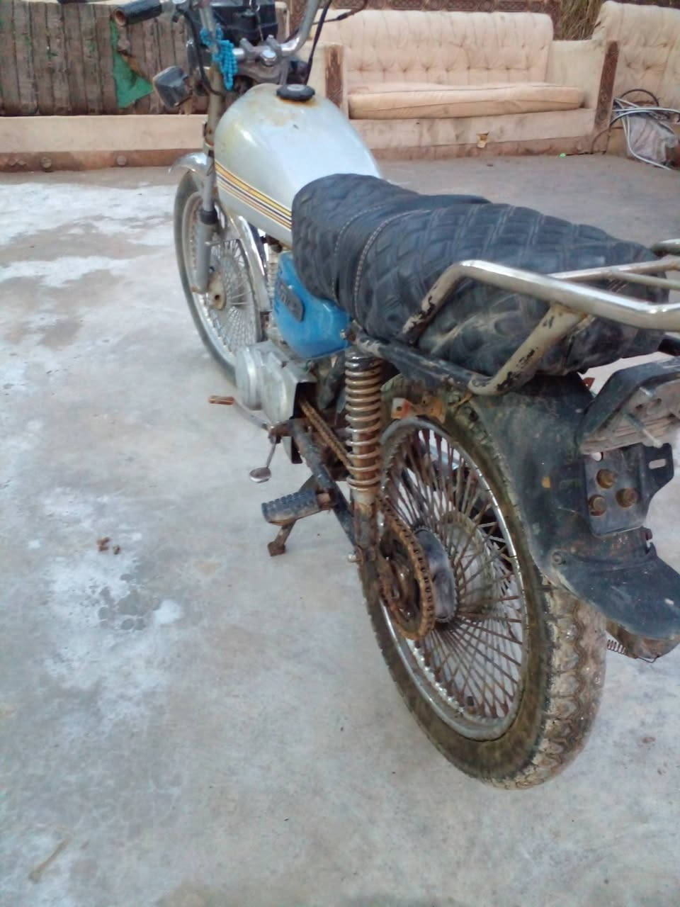 دراجه اربعه كير كلك البيع السعر ٢٠٠ العنوان واسط النعمانيه الستفسار على ***********
