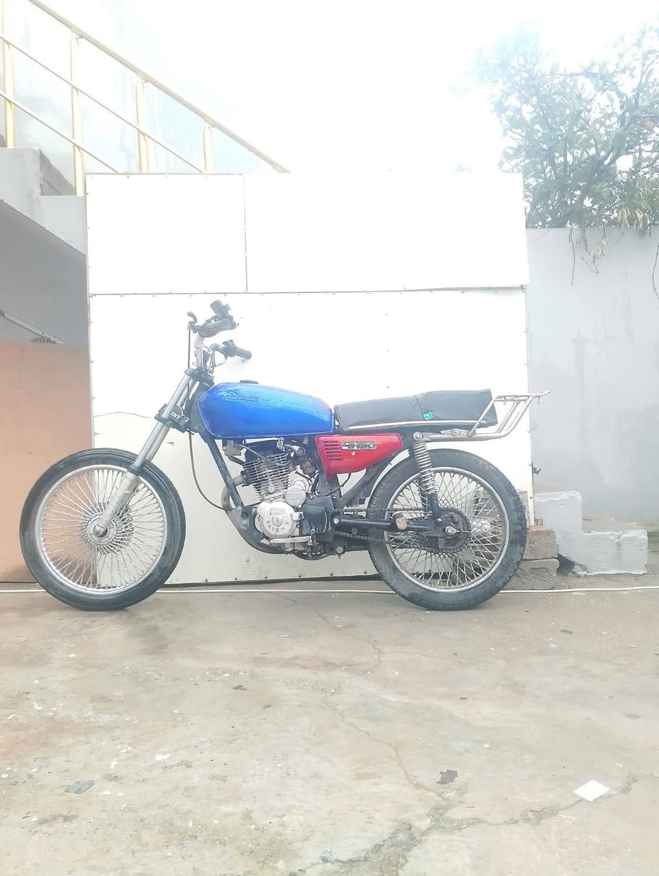 دراجه خمسه كير للبيع شغال سعر خاص


**إذا كنت صاحب هذا الإعلان وتريد حذفه لأي سبب، رجاءا أرسل رسالة إلى الدعم الفني**