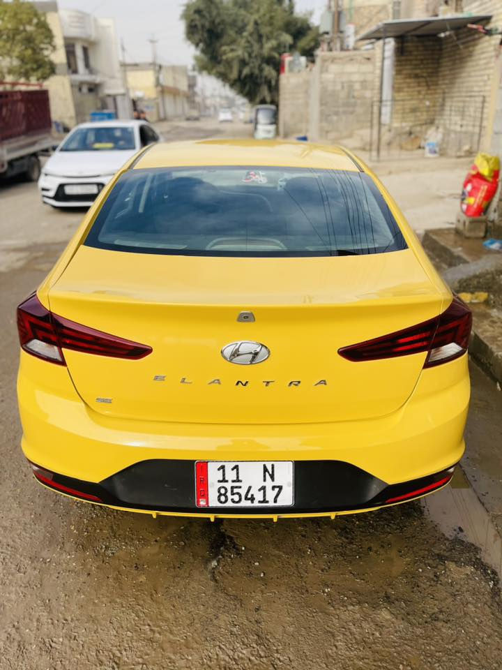 السلام عليكم النترا موديل ٢٠امريكي محرك 2000حادثه باب خلفي فقط السعر 135 بيه مجال مكاني بغداد ***********
