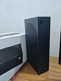 وياه جوستك الاصلي الاسود وهدية بطارية و لعبة Red dead redaction 2 استع...