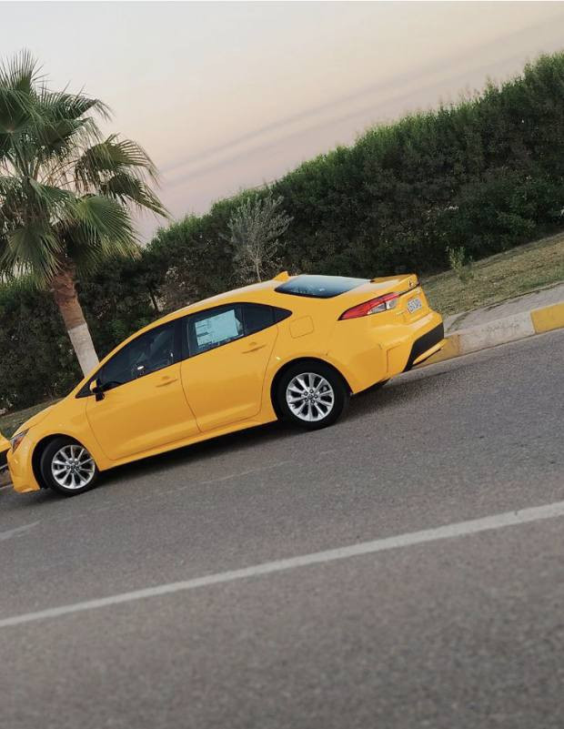 سلام وعليكم كورلا 2020 للبيع سيارة ضرر بونيد مبدل وجامرلغ السكن معجون شي بسيط بدون تبديل الجامرلغ داخل اسود سيارة غاز وبانزين للاستفسار الاتصال على الرقم ***********
