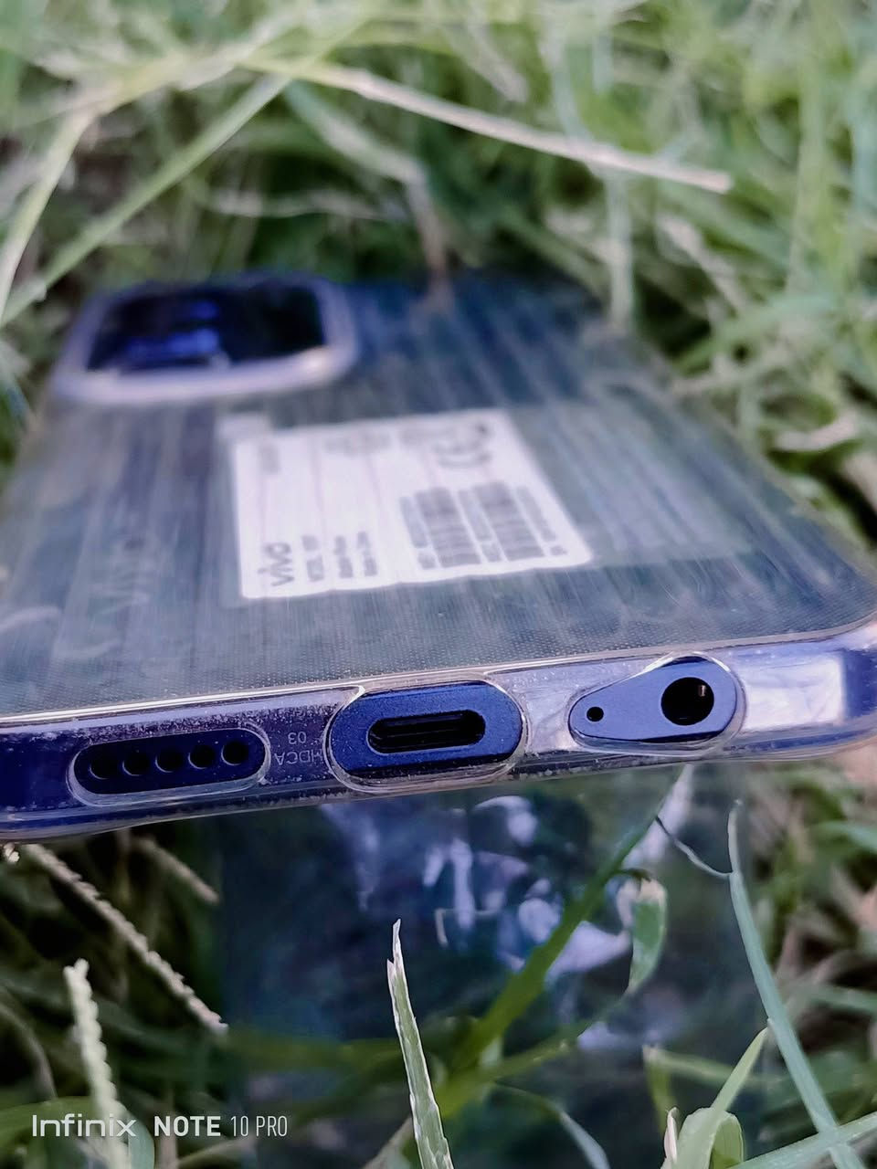 جهاز vivo Y19s Pro للبيع
​المواصفات:
​الذاكرة الداخلية: 256 جيجابايت
​الرام (الذاكرة العشوائية): 6+6 جيجابايت (إجمالي 12 جيجابايت)
​البطارية: 6000 مللي أمبير (تدوم لفترات طويلة جداً)
​المعالج: ثماني النوى (Octa-Core)
​النظام: OriginOS 6
​تفاصيل الجهاز:

​النظافة: 99% (أخت الجديد، مستخدم أسبوعين فقط)

​حالة الجهاز: ممتاز جداً وبدون أي عيوب أو مشاكل technical.

​💵 السعر: 230,000 دينار عراقي (قفل)
​📍 الموقع: [كربلاءالمقدسة/الامن الداخلي]
📞 للتواصل:***********
@إشارة
