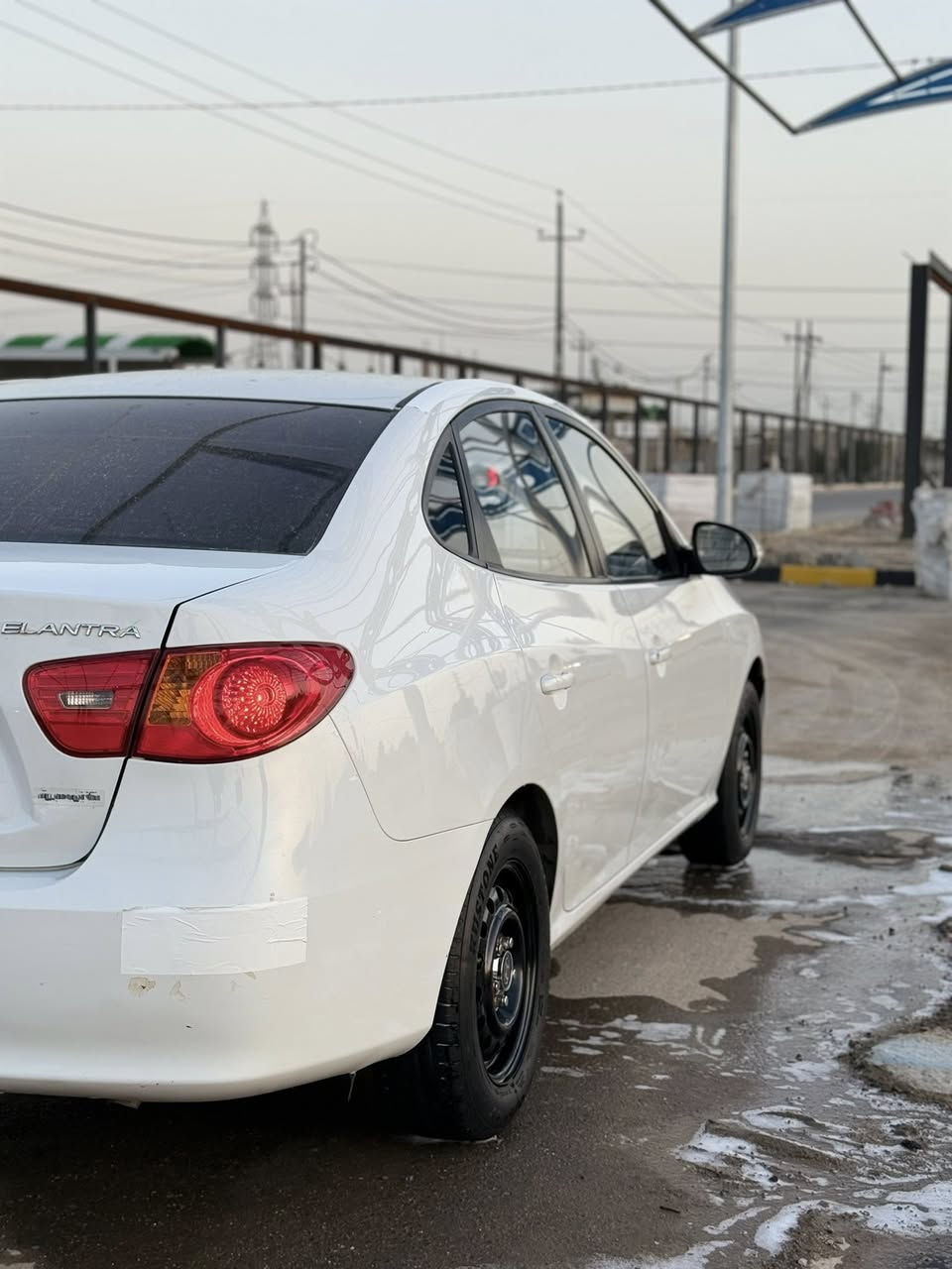 سلام عليكم ورحمة وبركاته

النترا 2011
خليجي

رقم ربيل الماني تريد وكاله تريد تحويل بسم كردي

مكينه 1600

سياره مكينه وكير بحالت لوكالة سياره نضيفه

احله من صورا 

حدايد حلوه تخم تاير جديد سياره معوزه شي 

دوشكه  داخله نضيف

سونار موفق بل صور

سعر 109وبيه مجال الطيبيين 
مكان سياره كربلاء 
رقم الهاتف ***********
