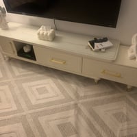 مجمدة شينون • ميز شاشة • بسمايه