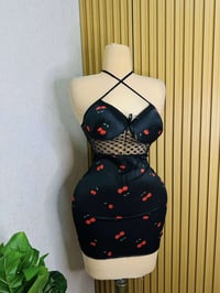 روب وسيت نوم • خامة زبدة بارده • فري سايز ٥٠-٧٥كغ