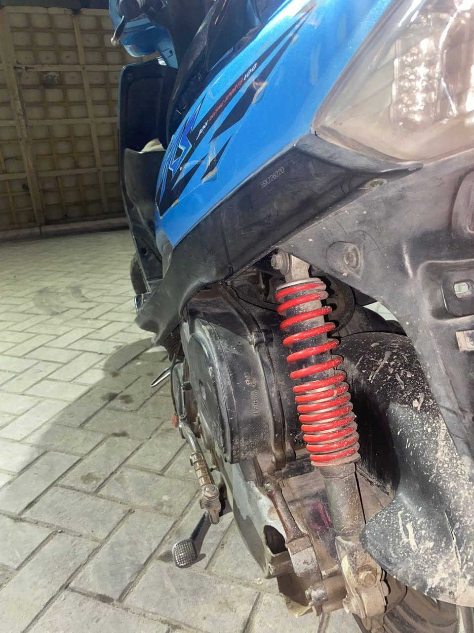 السلام عليكم دراجة ماكس عدلة للبيع دراجة ناعمة اي نقص ما بيهة كهربائيات كلهة شغالة الباتري جديد نكرة سلف بس الهندر خارط دراجة مصارلي اهواي من ماخذهة الدراجة نظيفة صالنصة FM سعرهة 550 مكاني بغداد الاعظمية للاستفسار ***********
