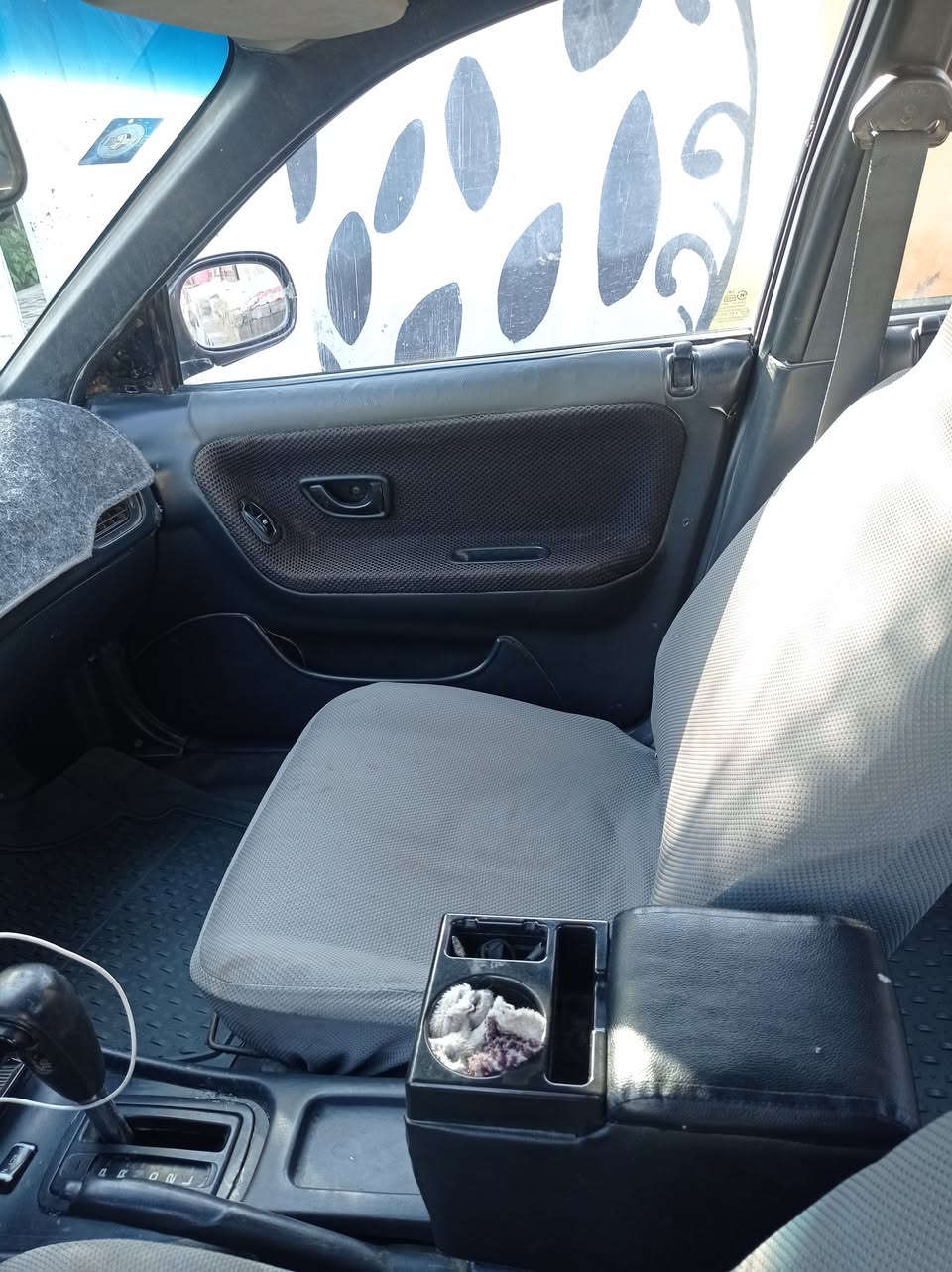 سوناتا 2 موديل 95 رقم ديالى دولي محرك كير نضيف كير وتماتيك تحويل ثاني يوام هزاء جديدة  شرط الشاري خال شهر حول الن منطي كلمه صاحبه مكانه ديالى كهربائيات سنتر لوك قفل تبريد يشتغل بس يردله دامه مثل كلج  سعر 42 شراب تصل ماموجود عل فيس ***********
