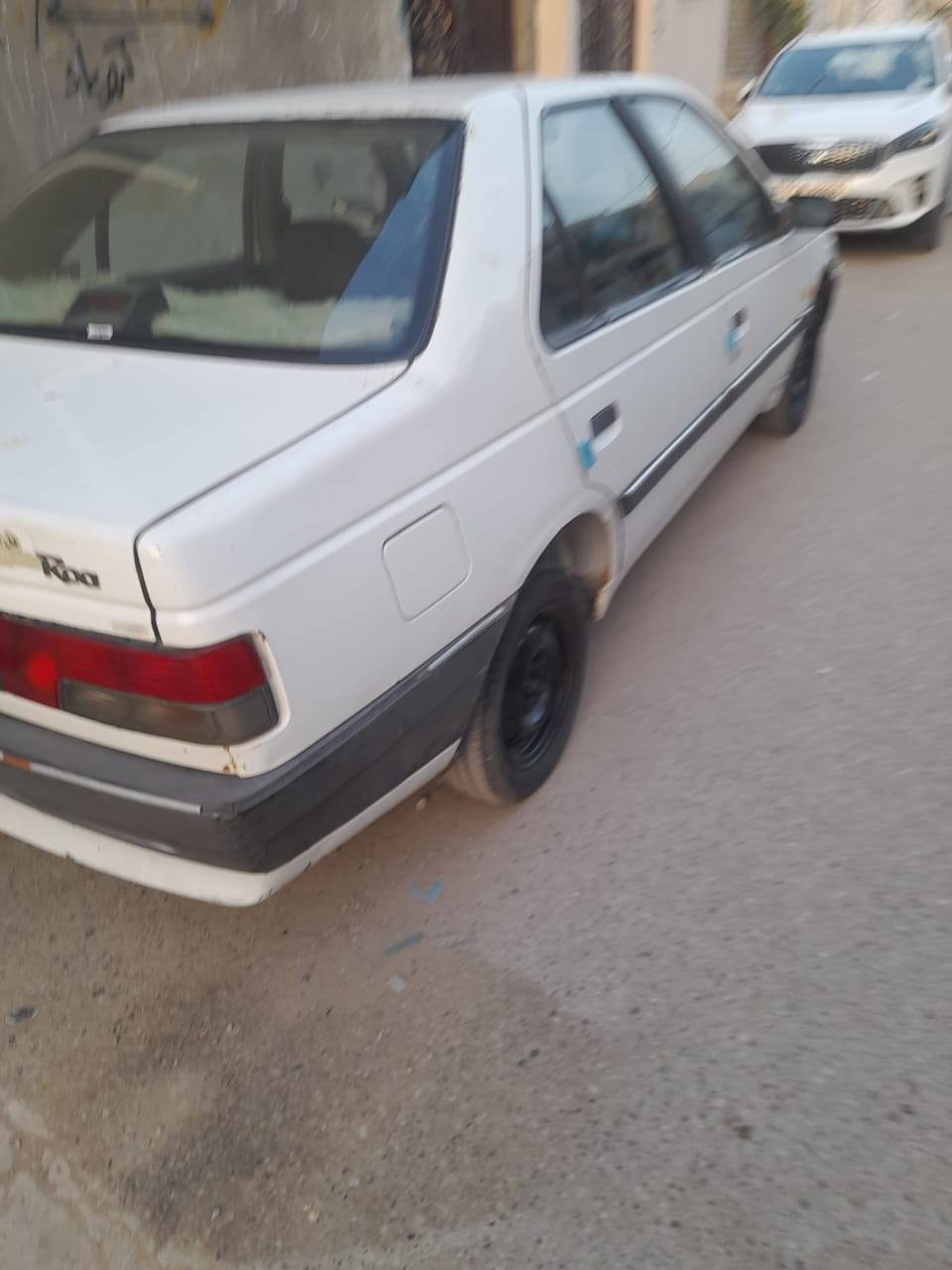 بيجو روئ سياره جديده على وضع الشركه رقم بغداد سياره كلش نظيفه بدون راعي اتكفل سرقه وعشاير مكان السياره بغداد الكرخ السعر ١٨ وبيها مجال كلش بسيط الشراي يتصل ويدلل *********** هذا على سيمكارت فقط وهذا واتساب فقط ***********
