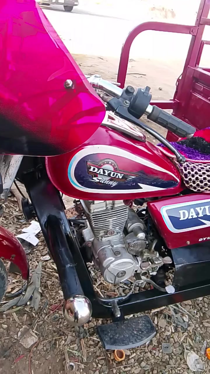 السلام عليكم ستوته للبيع موديل 20 اوراق اصولي اوراقها نظيفات جاهزه مجهزه من كل شيءع العنوان الكوت ناحيه الاحرار منطقه المزاك (واحد و350 وبيه مجال ) رجائن رجائن خواني الموشراي لا يتصلل  ***********//***********
