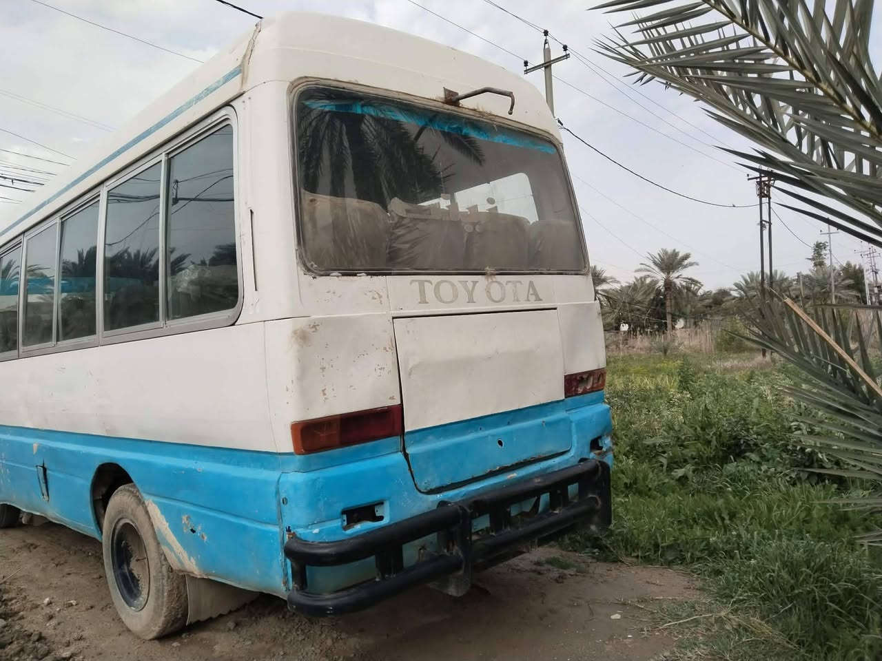 اعيد المنشور بسسب الوعود الكاذبه سايره روزه موديل 91 كلك السياره مكانه كربلاء السعر 3مليون ونص وبيه مجال رقم الهاتف ***********
