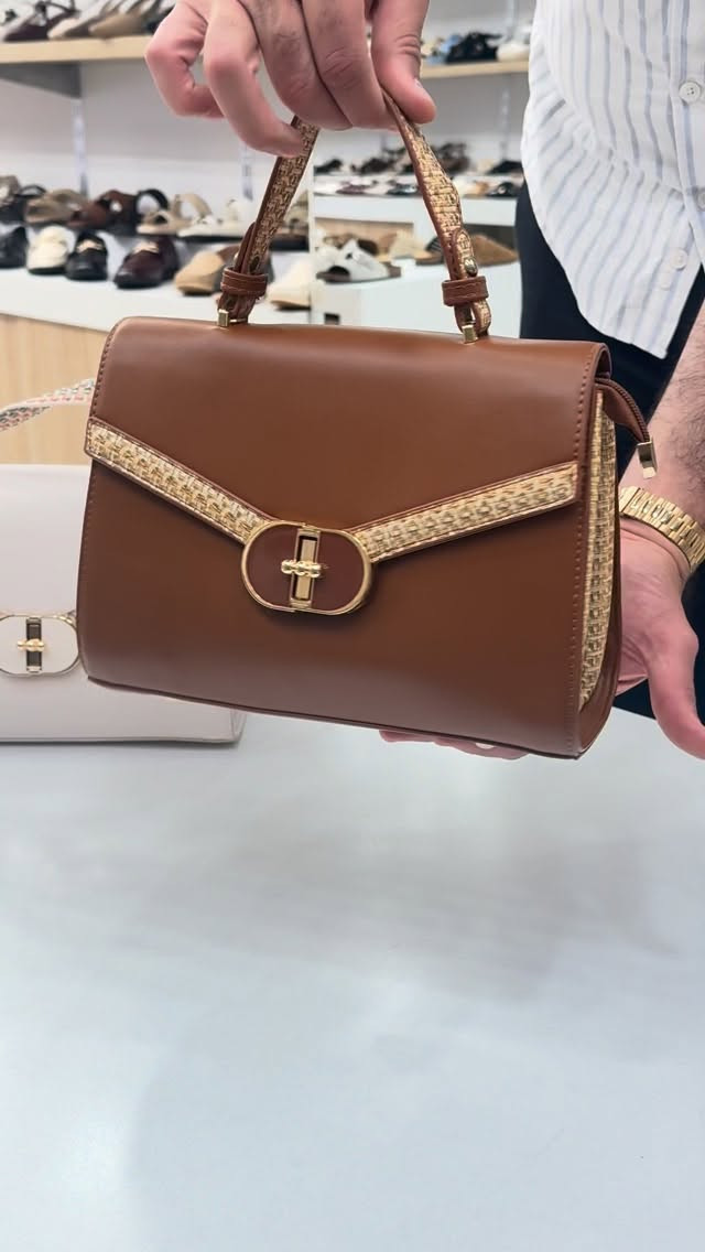 🔥 جديد برونز للاحذية والحقائب 🔥
حقيبة كوالتي عالي متوفرة بعدة اللوان


**إذا كنت صاحب هذا الإعلان وتريد حذفه لأي سبب، رجاءا أرسل رسالة إلى الدعم الفني**