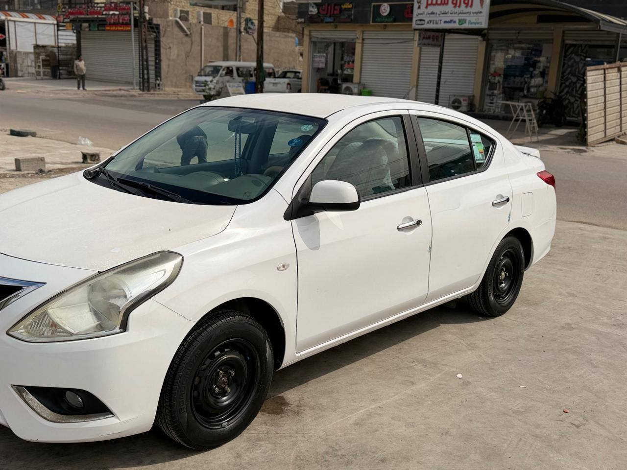 نيسان سني هندي للبيع موديل ٢٠٢٠ رقم اربيل بأسمي السعر ١١٠ وبيهه مجال بسيط ماشية ٩٥ الف بيهه قبق الجنطة مبدل الحوض سليم والقبق القديم موجود مكاني بغداد-الزعفرانية
رقم الهاتف ***********
