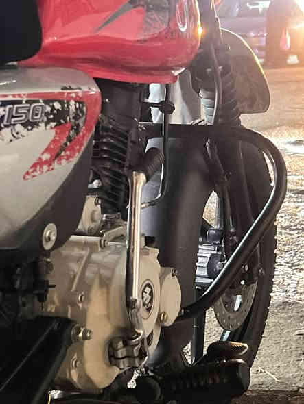 السلام عليكم بوكسر للبيع 2023دراجه نظيفه حسب ما موظح بالصور تجي تفحص مكينه ومن الجاملغ للجاملغ برغي ما مفتوح بيها وما متعوبه مرقمه بغداد تحويل ثاني. يوم السعر 2750000 بيها مجال حك الجيه المكان الاعظمية التواصل والاستفسار ***********
