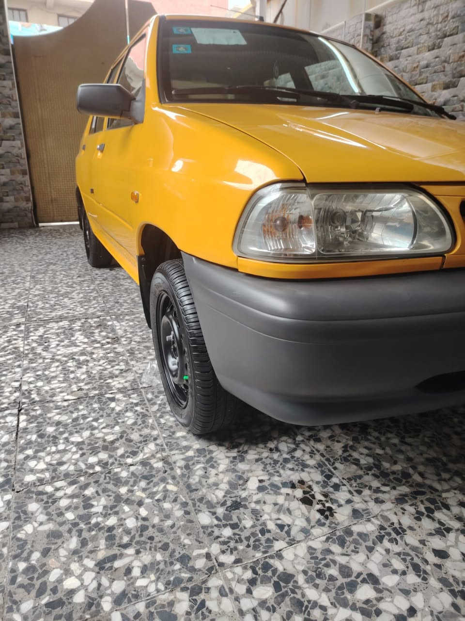 السلام عليكم سايبه موديل ٢٠٢٣مكفوله كفاله عامه عله وضعيت الشركه مكفوله من صبغ وضربه وتبديل وشواصي محرك كير صدر تبريد تخم تاير كله جديدرقم دولي جديد مدوشمه عام سياره رقم الهاتف ***********غيرمتواجد عل فيس
