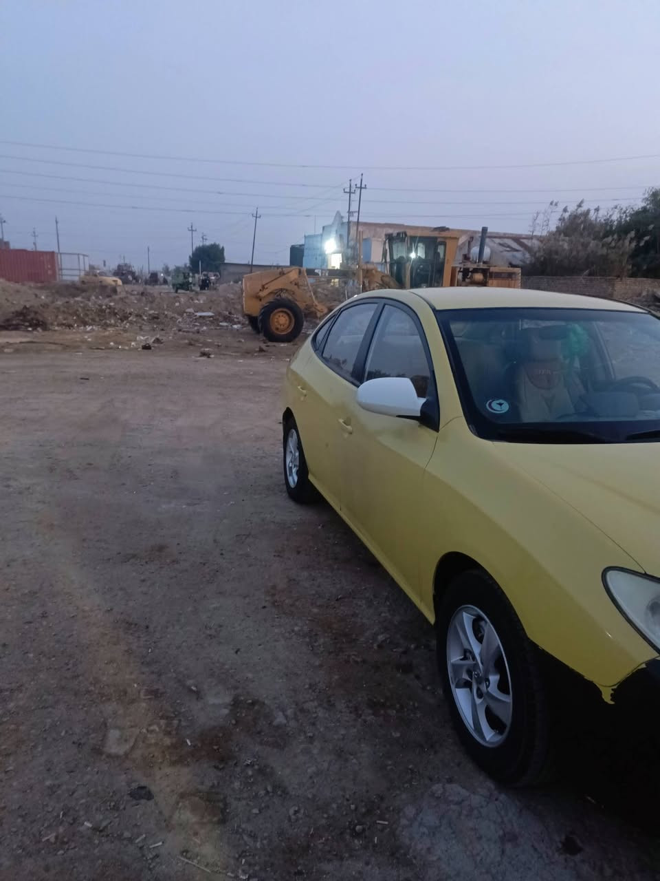 السلام عليكم الانتره 2011كصه جنطه متومه طبق الاصل رقم بغداد السياره جاهزه كير مكينه حداديه كله جديد السياره مال  جاني السعر 42الاتصال ع رقم الاتي***********
