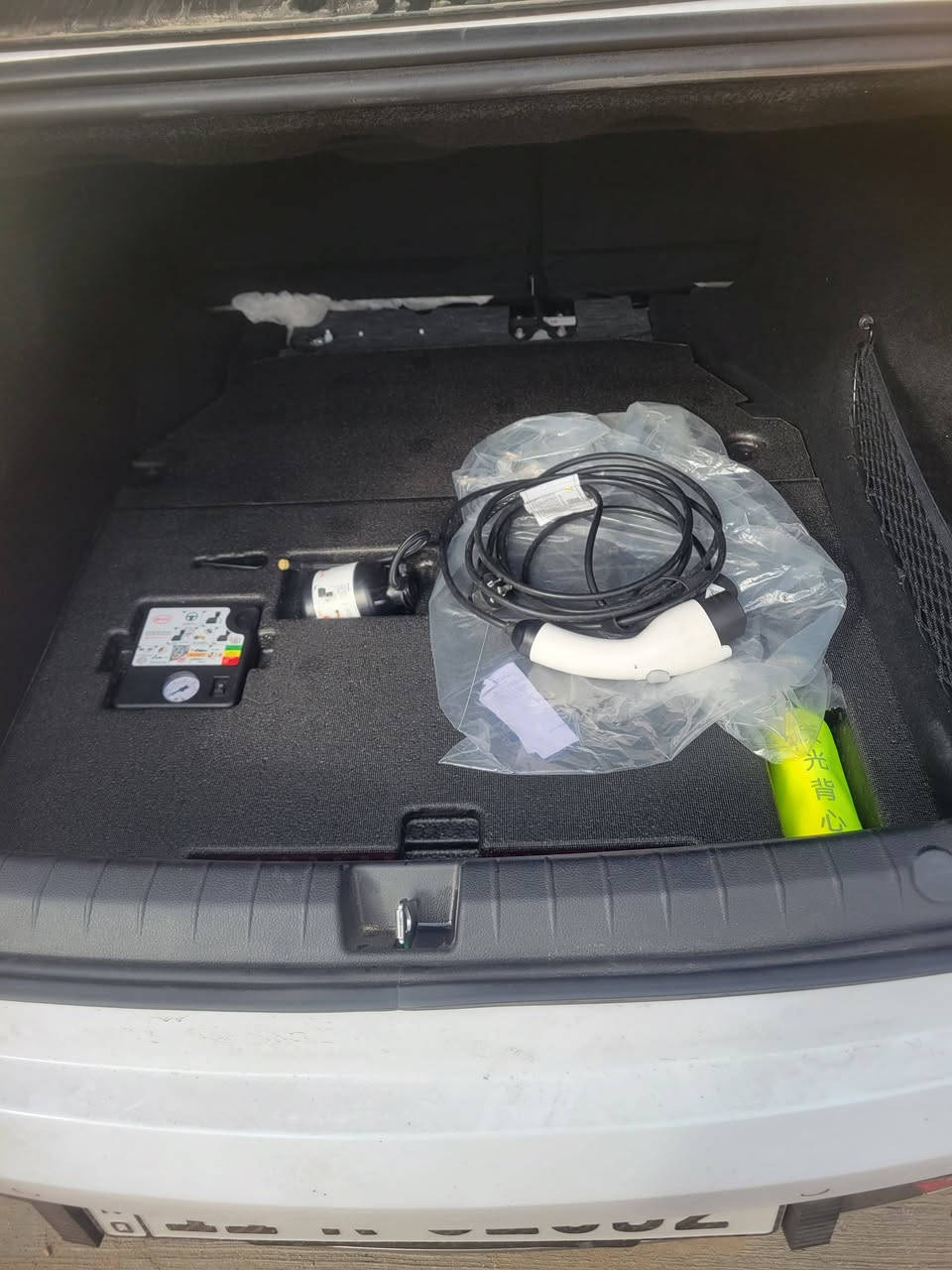 سلام عليكم دستروير 25بسمي رقم بغداد كفاله عامه اخت جديده ماشيه 7000بانزين و7000شحن مكان بغداد بلديات سعرها قفلل 19مليون ***********
