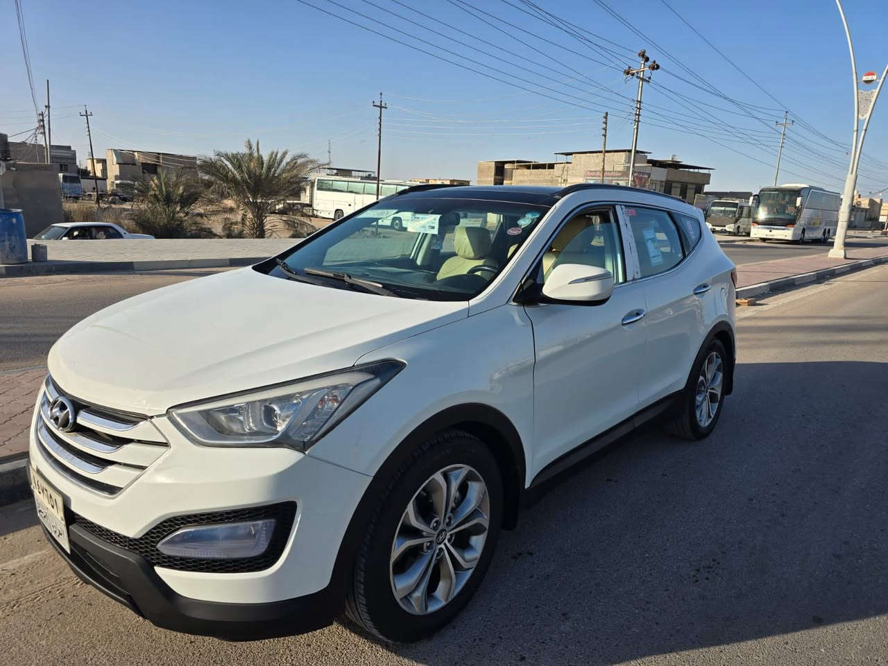 سنتافي 2013 خليجي رقم اربيل منتهية السنويه لون ابيض بيها قطعتين صبغ بدون ضربه بسبب شخط مثل ما موضح بالسونار والسياره جاهزه من كلشي السعر 155$ ورقه وبيها مجال للشراي عنواني البصره قرب جسر النجيبيه 
***********
متواجد واتساب
