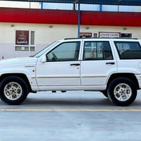 جراند شيروكي • ٤×٤ • رقم سليمانية