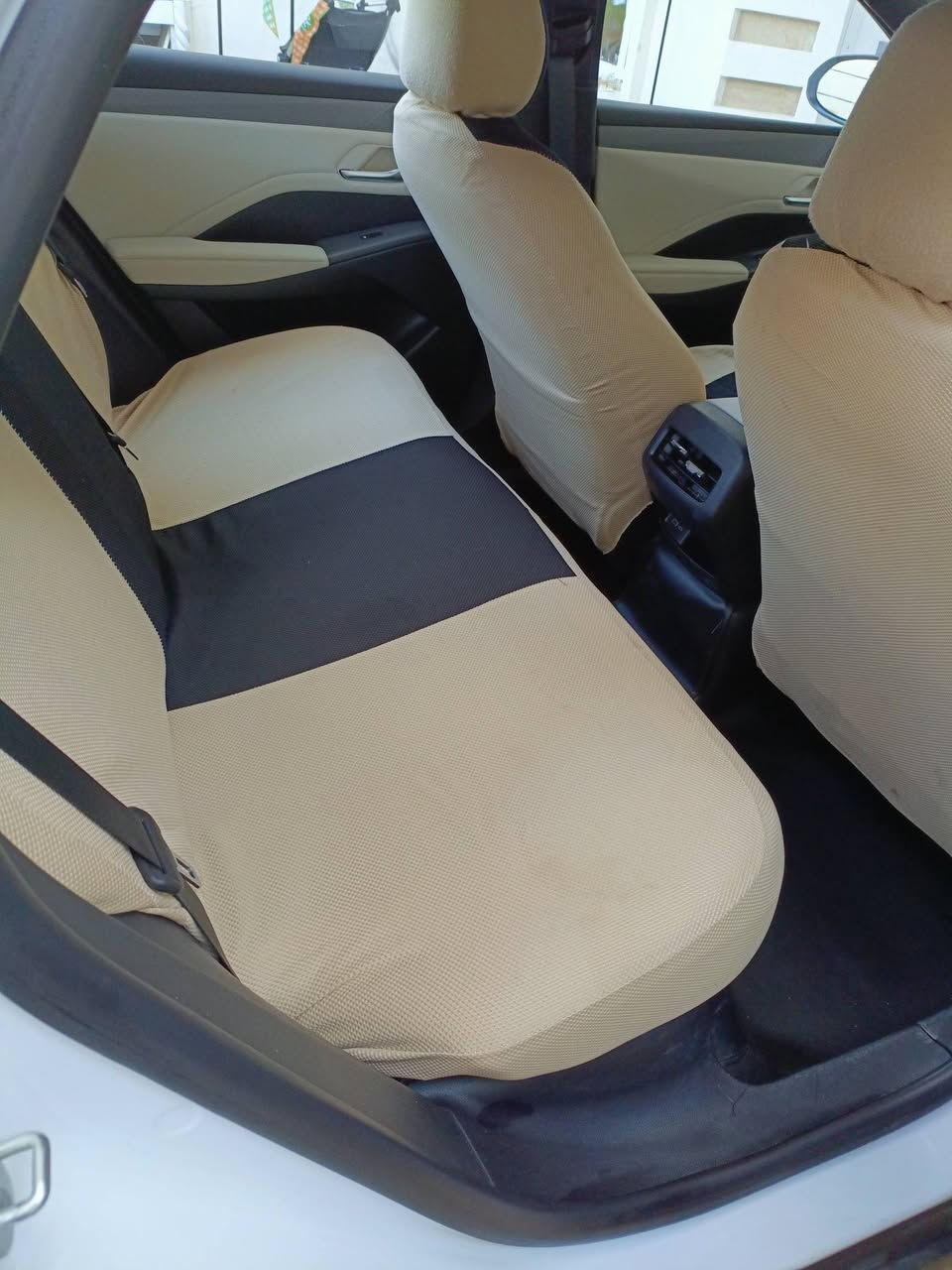 كن بلاص رقم بغداد بإسمي مكفولة السعر 17/900 مكان السيارة فلوجة ***********
