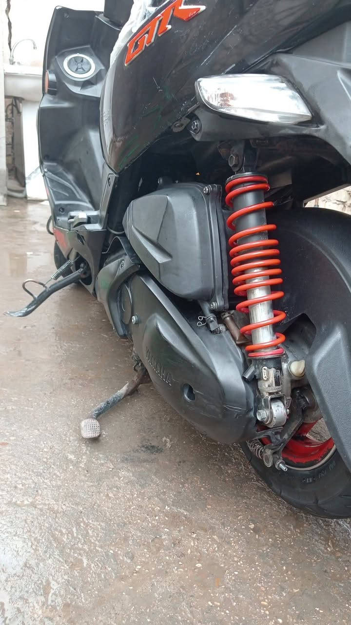 السلام عليكم اخوتي
دراجه GTR  ياباني للبيع دراجه نضيفه او جديده الله شاهد تجي وشوف الدراجه مكينه ما مفتوح بيه برغي واحد جديده ع وضع الشركه تجي تكلب وشوف السعر 
750 الف او تجي او بيك خير ودلل المكان غزاليه شارع مدير المن الستفسار ع رقم  ***********
