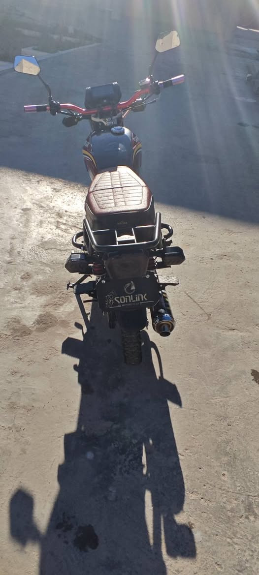 السلام عليكم شباب دراجه موديل 25 محرك 200 كفاله عامه مكان فلوجه حي الجولان السعر 900
***********⁩
