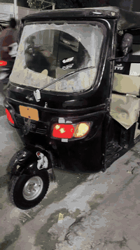 سلام عليكم تكتك تي في اس حلوا كلشي مابيها بس خياس واحد مبين بلفديو سعر 2500 مكاني بغداد بياع شرطه خامسه ***********
