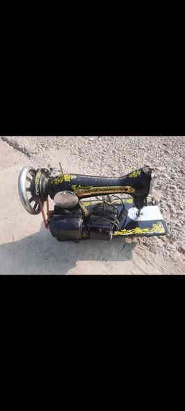 ئەم شتانە بۆفرۆشتن
ماتۆڕ ئاوو حەجم گەورە بەشەرت ئیش کردن 25هەزار
مەکینەیی خەیاتی پەپولە پاک وبێ عەیب سعری 30هەزار
ژێر مەکینەیی خەیاتی 20هەزار
هیتەرەکە لۆکە بەشەرت 17هەزار
فۆلتاجەکەش بەشەرت 17هەزار
شوێن سمود ،،،

ژ.م ***********
