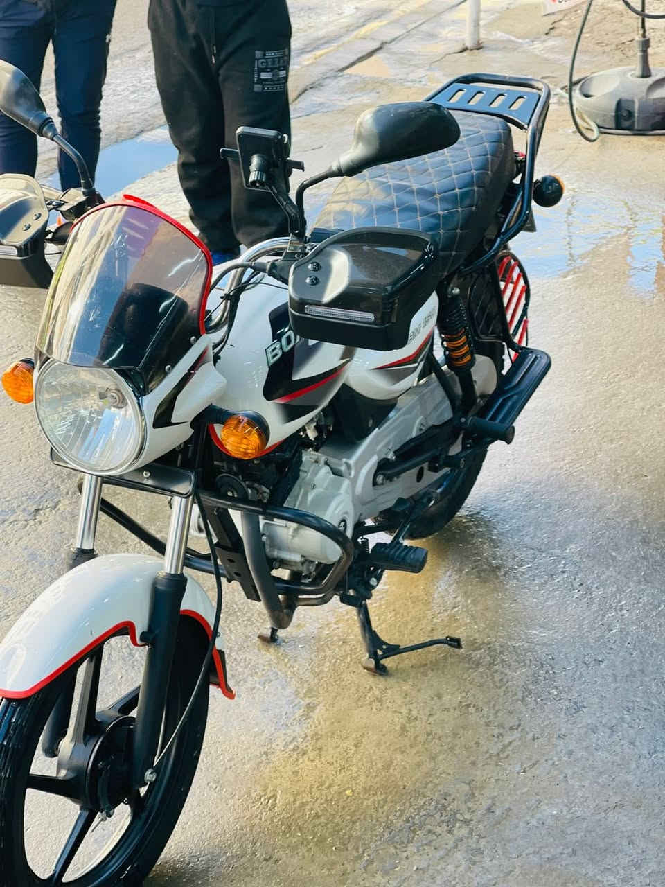 السلام عليكم 
بوكسر كلاسك مديل ٢٠٢٢ مرقم بغداد 
تحويل مباشر 
عنواني بغداد الاعضميه
***********
