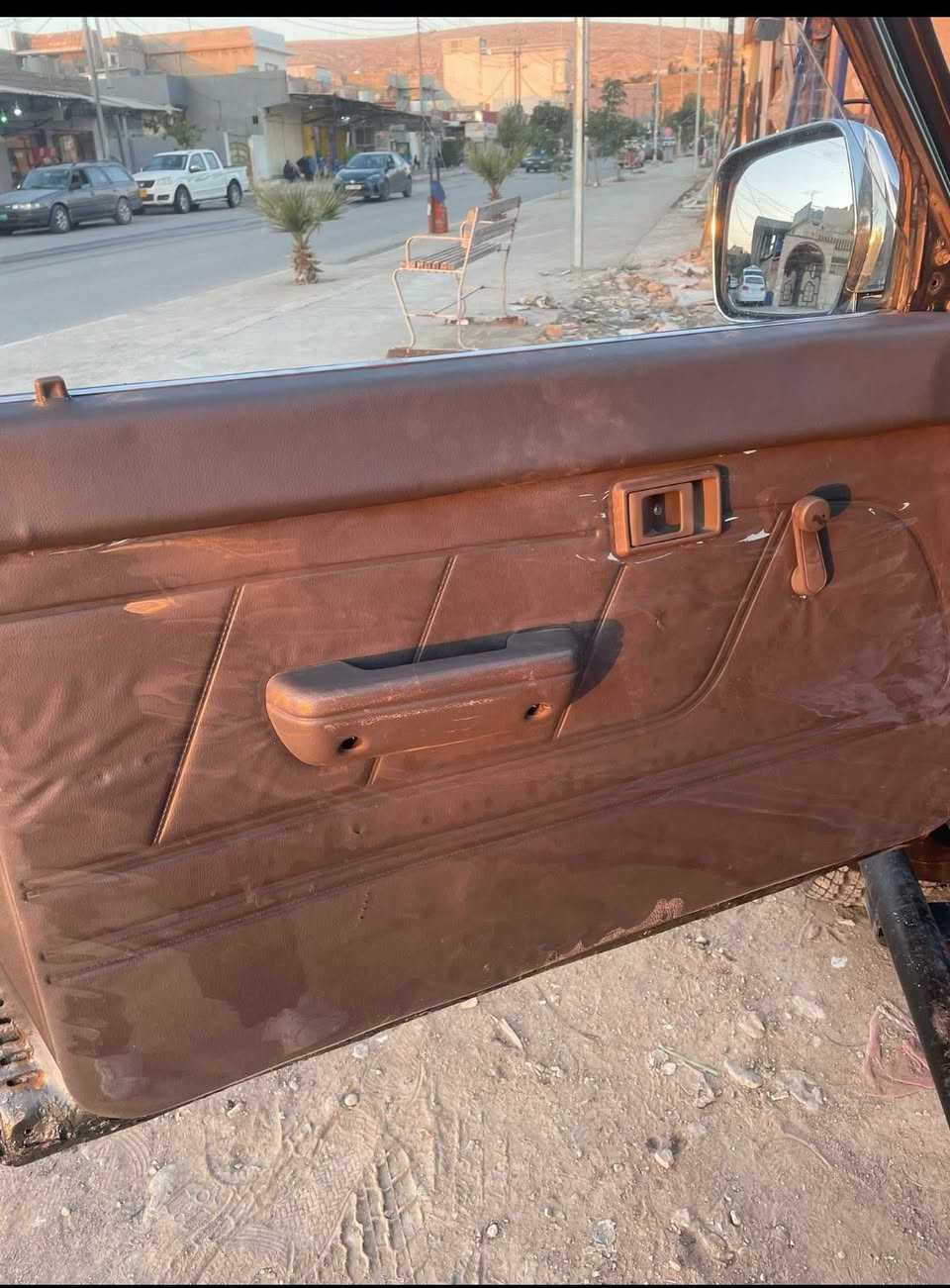 السلام عليكم 
لبيع سياره تارو 
فور يول
موديل 1991 
مكان موصل 
 لل استفسار الاتصال على رقم ***********
