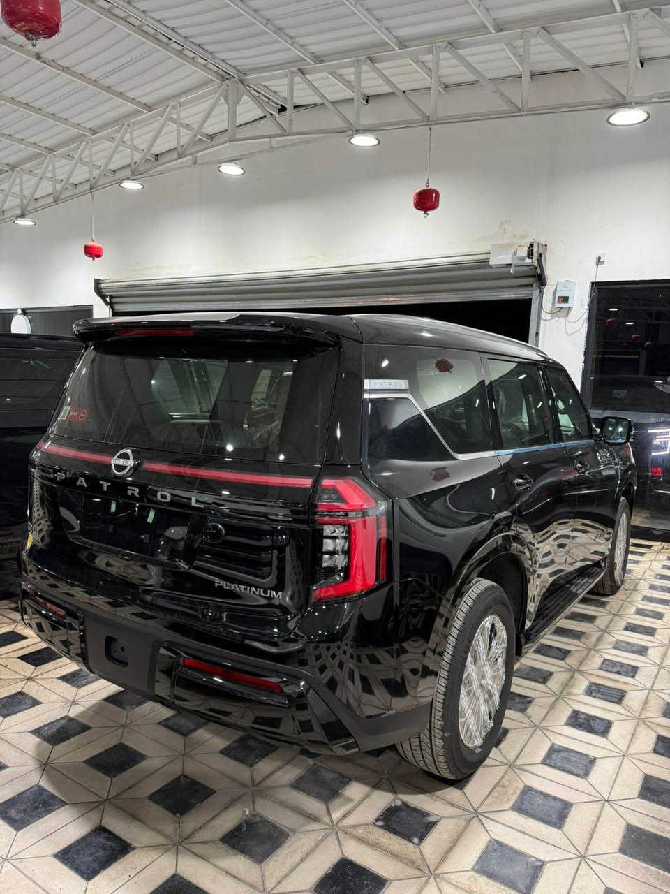 * باترول بلاتينيوم زيرو 2026 بغداد اسود تنفس طبيعي ضمان السور 
* ⁠سعد العبيدي (***********)
* ⁠شركة ذرى الخليج بغداد النهضة الشارع الثاني 
* ⁠نيسان بترول موديل 2026 اسود 
* ⁠السعر (114 مليون) رقم بغداد 
* ⁠العداد (زيرو) ضمان شركة السور
* ⁠المحرك 6 سلندر (3800 cc) 
* الكراسي الامامية مساج 
* ⁠دفع رباعي (4 * 4) فور ويل 
* تشغيل عن بعد شاحن وايرليس
* ⁠رادار امامي تحديد مسار قيادة ذاتية 
* ⁠ رادار جانبي (نقطة عمياء)
* ⁠عرض على الزجاج (داتا شو)
* ⁠ستيرن كهرباء شفتات ستيرن
* ⁠بصمة تشغيل بصمة ابواب 
* ⁠فتحة سقف (بانوراما) ثلاجة وسطية
* ⁠كامرات محيطية عدد (5) 
* ⁠داخل جلد احمر واسود 
* ⁠كراسي الأمامية كهرباء 
* ⁠الكراسي الامامية تبريد وتدفئة 
* ⁠كرسي السائق *ميموري* ذاكرة 
* ⁠كراسي 8 راكب كهرباء
* ⁠الكراسي الوسطية كهرباء
* ⁠جنطة كهرباء ثلاجة وسطية 
* ⁠مقاعد 8 راكب مري طي كهرباء
* ⁠حساس امامي خلفي 
* ⁠ويل كب قياس (20 انج)
* ⁠شاشة امامية كبيرة متصلة
* ⁠شاشات خلفية عدد (2)
* ⁠السعر (114 - مليون) رقم بغداد ضمان 
* ⁠شركة ذرى الخليج بغداد النهضة الشارع الثاني 
* ⁠متوفر نظام البيع المباشر والاستبدال (مراوس)
* ⁠سعد العبيدي (***********) بغداد, العراق
