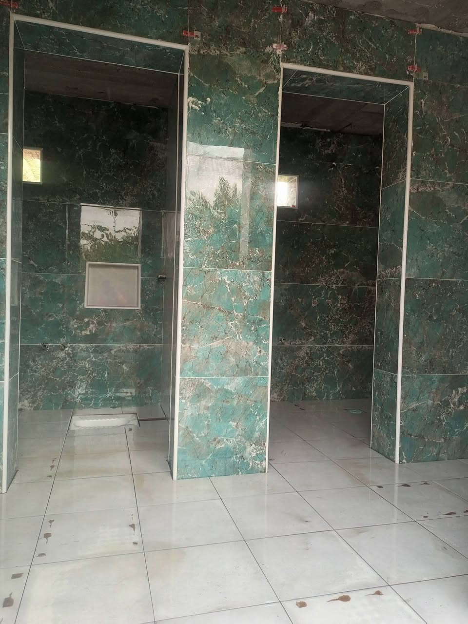 خلفه سيراميك جداري الواح بورسلين ارضي كاشي مرمر كرانيت متفرغ حاليآ متواجد واتساب ***********
