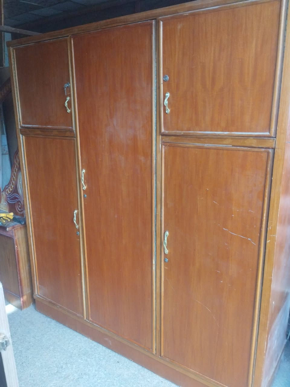 متوفر كنتور تركي 6 ابواب مع جربايه فقط نضيف جدا 
متوفر كنتور خشب عراقي 3 ابواب ملحق 
بسعار مناسبه جدا 
اهلا وسهلا بكم 
العنوان /واسط نعمانيه شارع 13 مقابل بيت الحاج خيون 
للاستفسار مراسلة الصفحه او الاتصال 
*********** واتساب فقط
***********
***********
