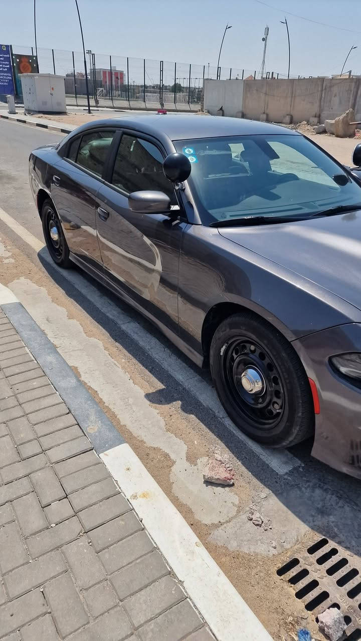 دوج جارجر بوليسي 
موديل 2020
رقم بغداد دولي  با اسمي
محرك 8 سلندر حجم5700
حادث جاملغ وبنيد وفخذه 
ماشيه تقريبا 41 الف استخدام قليل بالبصرة 
السعر 190
العنوان بصرة الشوارع الاربعه 
هاتف ***********
