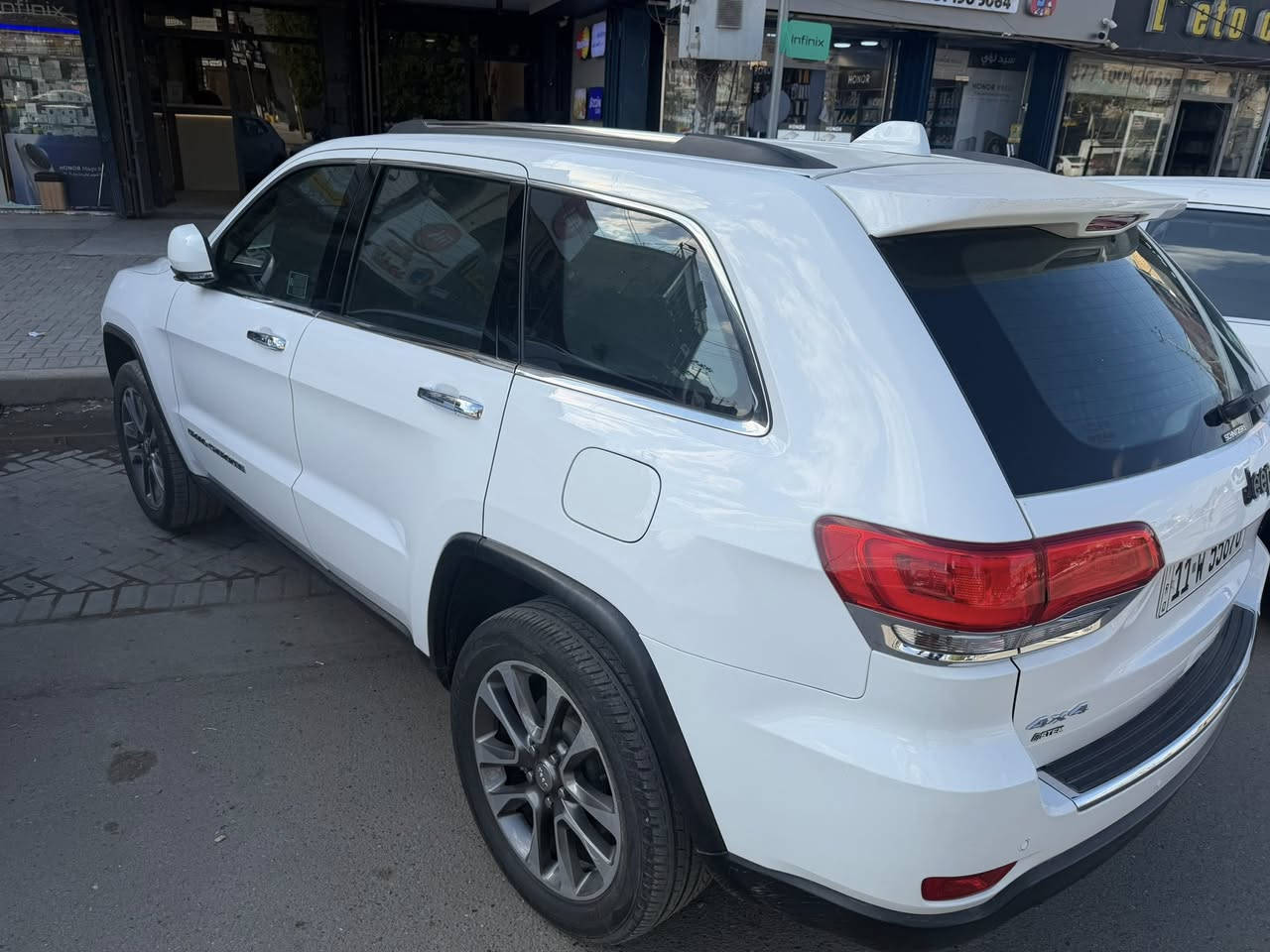 جيب  2018خليجي
لمتدد بلاص 
٣ شاشات
فول مواصفات ١/١
مكينه٣٦٠٠
ماشيه 62m
كير مكينه فور ويل كفاله 
باتري جديد
تشغيل عن بعد
شاشه جبيره 
كامره دواره
جنطه كهربائي شفط
كلوب طوارئ بجنطه
شفتات ستيرن 
تئدفه بلستيرن
حساسات امامي خلفي
دبل كزوز
سستم صوت ١٢ سماعه
دمامي خلفي بصندوق
سيدي بجكمه
قطعتين تبريد ثلج خير من الله
كشن خزن ميموري 
داخل جلد
تدفئه تبريد بكشنات
ستيرن تدفئه
اطفاء محرك اوتو عند توقف
اوتو بارك مساعد
بصمات عدد ٢
ردارات جانبيه
توقف ذاتي 
رقم بغداد انكليزي
هزه جديد
سياره بسمي شخصيأ
بيها باب الخلفي صبغ وشويه من الجاملغ 
السعر260
هـ ***********
