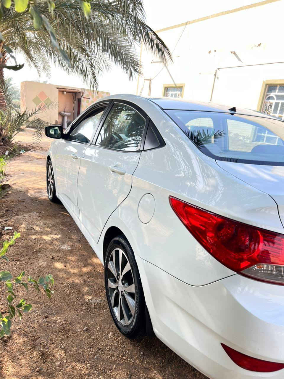 اكسنت موديل ١٤ محرك ١٦٠٠ فول مواصفات فتحة اشاير مري تحكم ستيرن شاشة كاميرا ويل كروم
رقم بابل بسمي فقط جاملغ امامي. السعر ١١٠ وبيها مجال
***********
