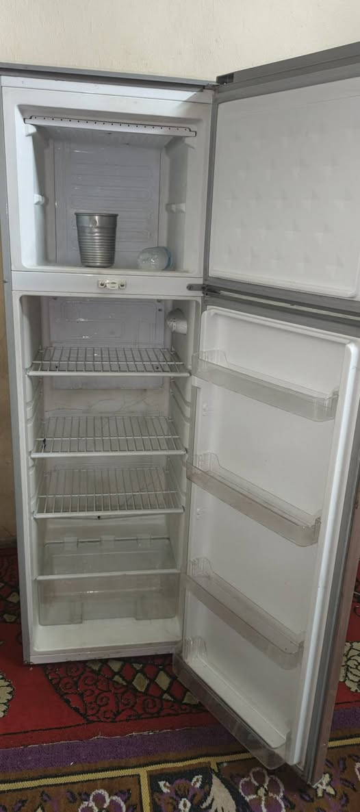 ثلاجه للبيع
طولها ١٦٧ وعرض ٥٥ ،، شغاله ونضيفه سعر مناسب ومكاني بغداد


**إذا كنت صاحب هذا الإعلان وتريد حذفه لأي سبب، رجاءا أرسل رسالة إلى الدعم الفني**