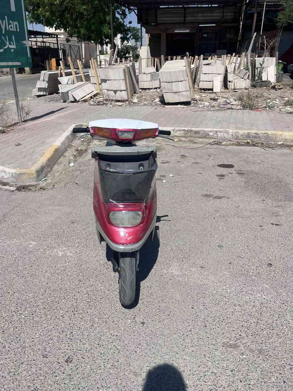 *********** سلام وعليكم يماها للبيع نكره سلف كهربيات كلها شقاله شاصي بل شرط اكسل بل شرط مكينه حيل ناعمه صلانصه بلادي شلعه او معدل ✈️دراجه ناعمه حيلل سعر 200 بيها مجال قليل جماعت 150 اعبر المنشور شراي تعال وتساب او اتصل
