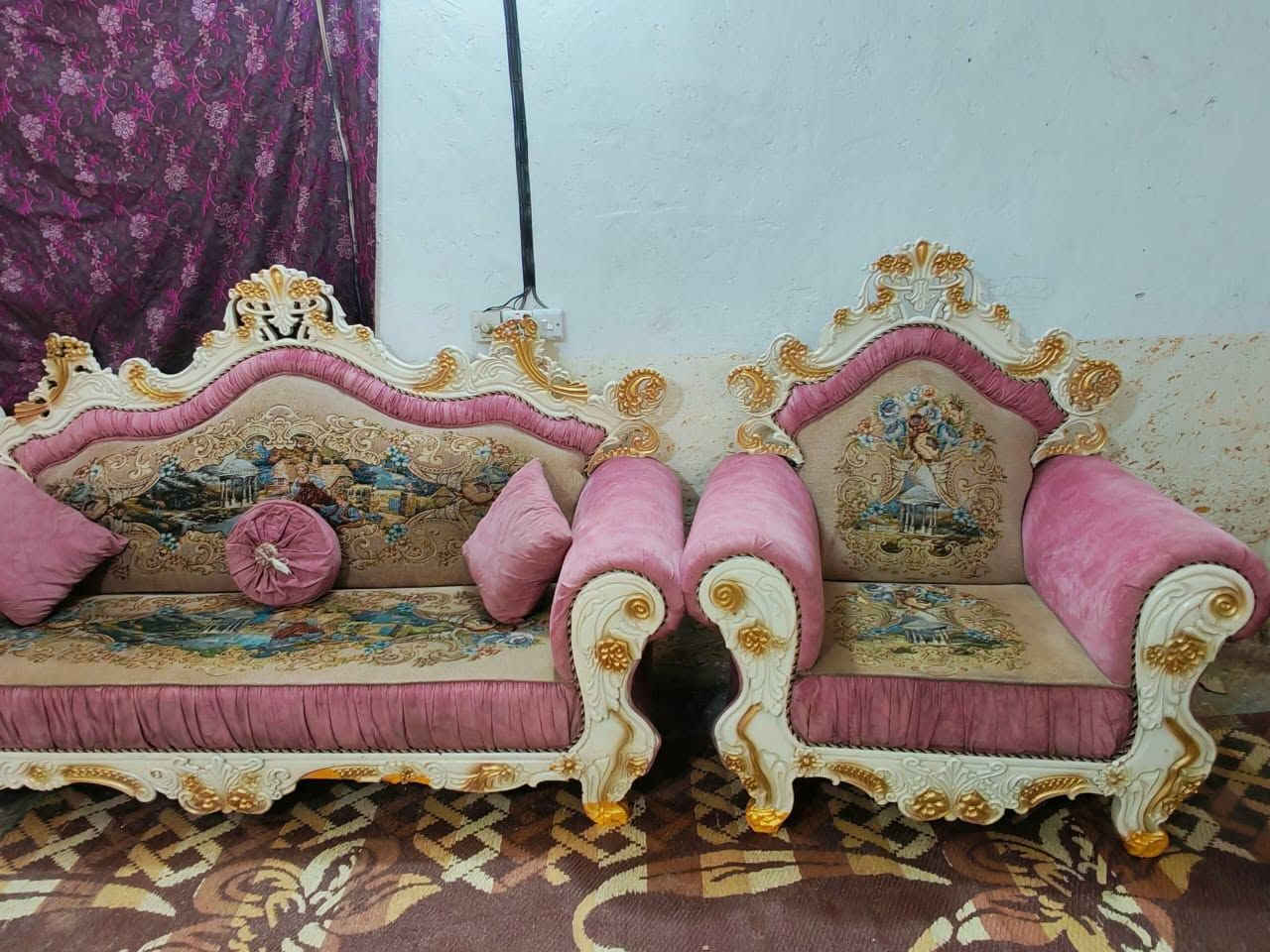 تخم ملكي 10 مقاعد تزكام نضيف حيل اخو جديد مابي اي ضرر تفحص وتاخذ سعره 350 وبي مجال مكاني كاظميه يوجد توصيل بكروه *********** يوجد واتساب
