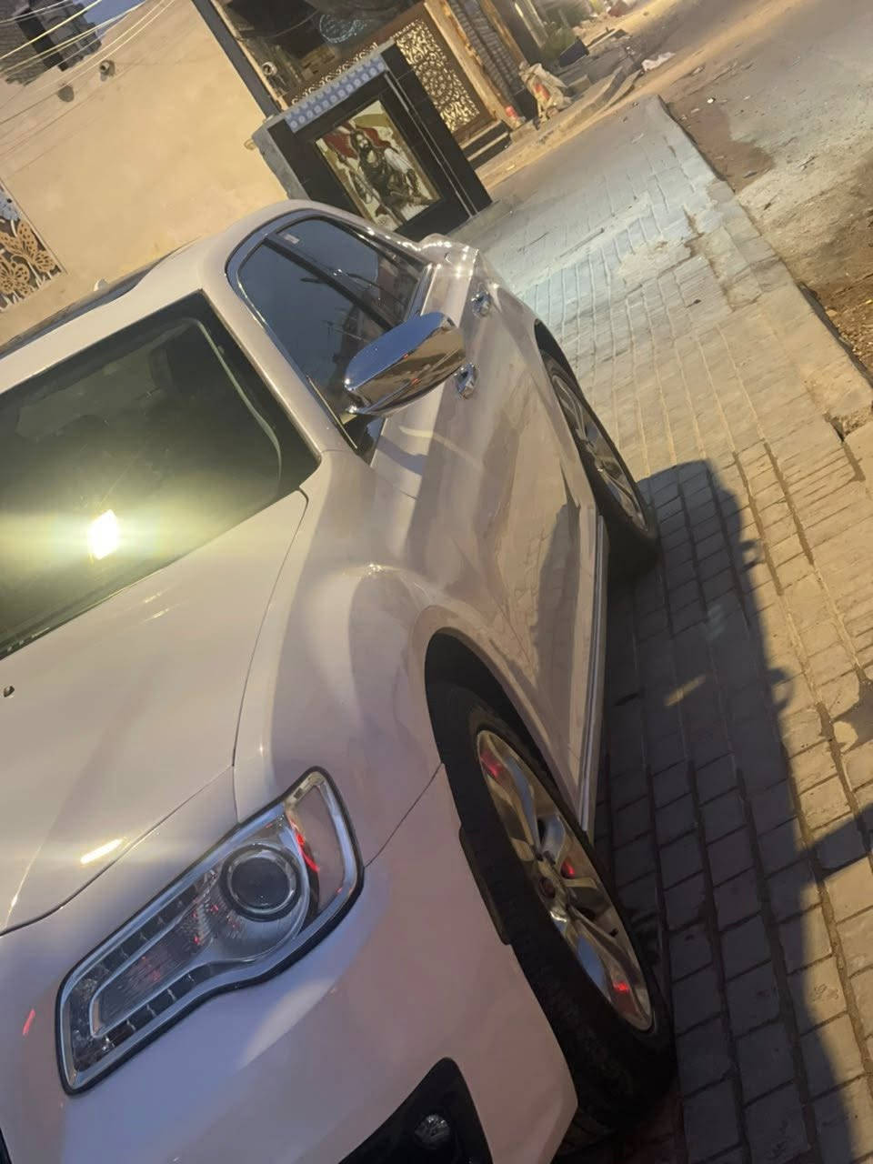 يالله اوباما 2019 c بانوراما فول مواصفات 3.6 فور ويل
معروفة موصفات الـC
وارد امريكي حادثها كلش بسيط جاملغ وبنيد خفيف كلش بدون دواخل
مدفوع كمركها ومسقطيلها رقم ظاله بس على استلام الرقم الجديد 
العنوان البصرة 
225 وبيه مجال كلش كلش قليل
***********
بدون مراوس نقد فقط
