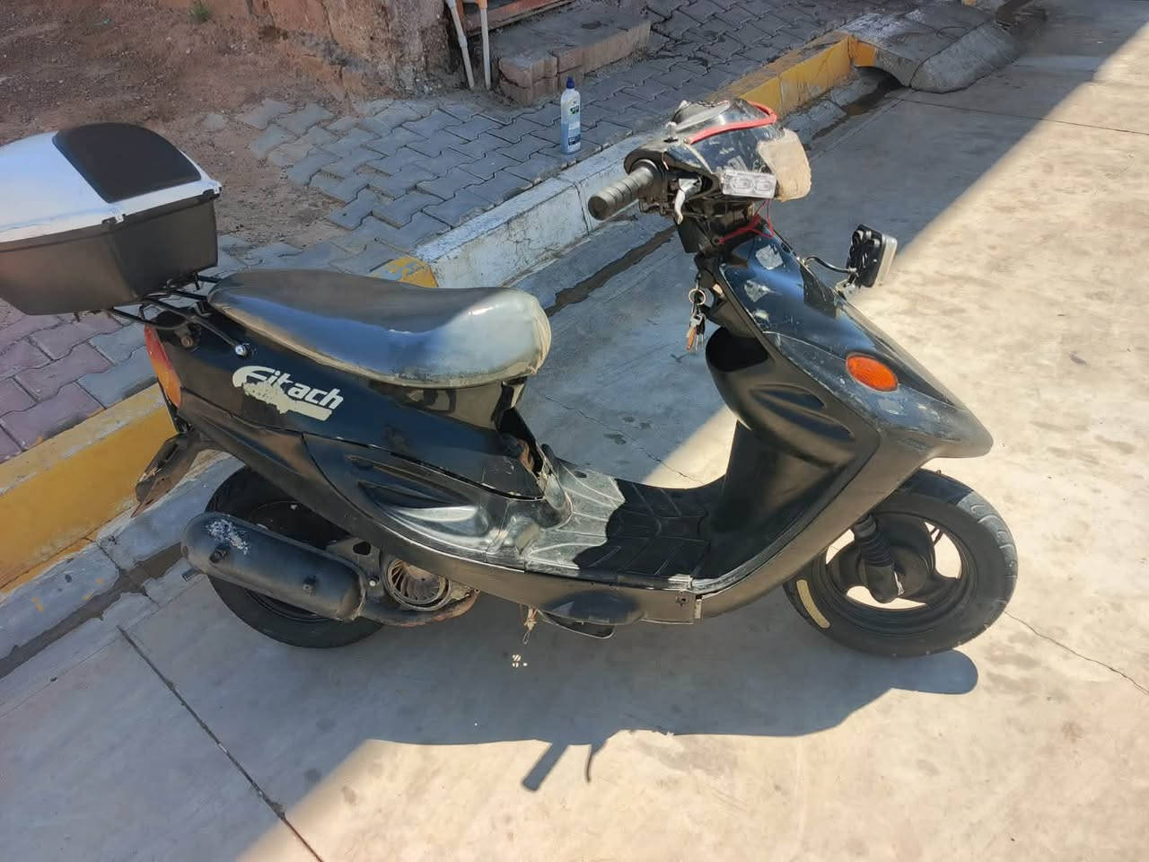 سلام عليكم ماطور زنبور للبيع نكره سلف يشتغل ماطور أنطيك يا شرط  هاده رقمي ***********
