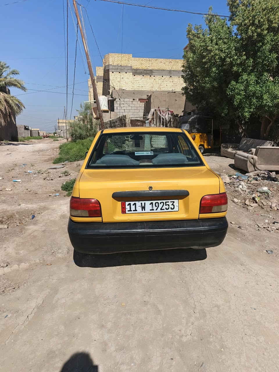 السلام عليكم سايبه لبيع موديل 14  نضيفه كير كهربائيات تبريد جاهجه وهزه جديده السعر 30 وبيها مجال العنوان بغداد المحموديه خاص مقفول الاستسفار علئ الا رقام *********** ***********
