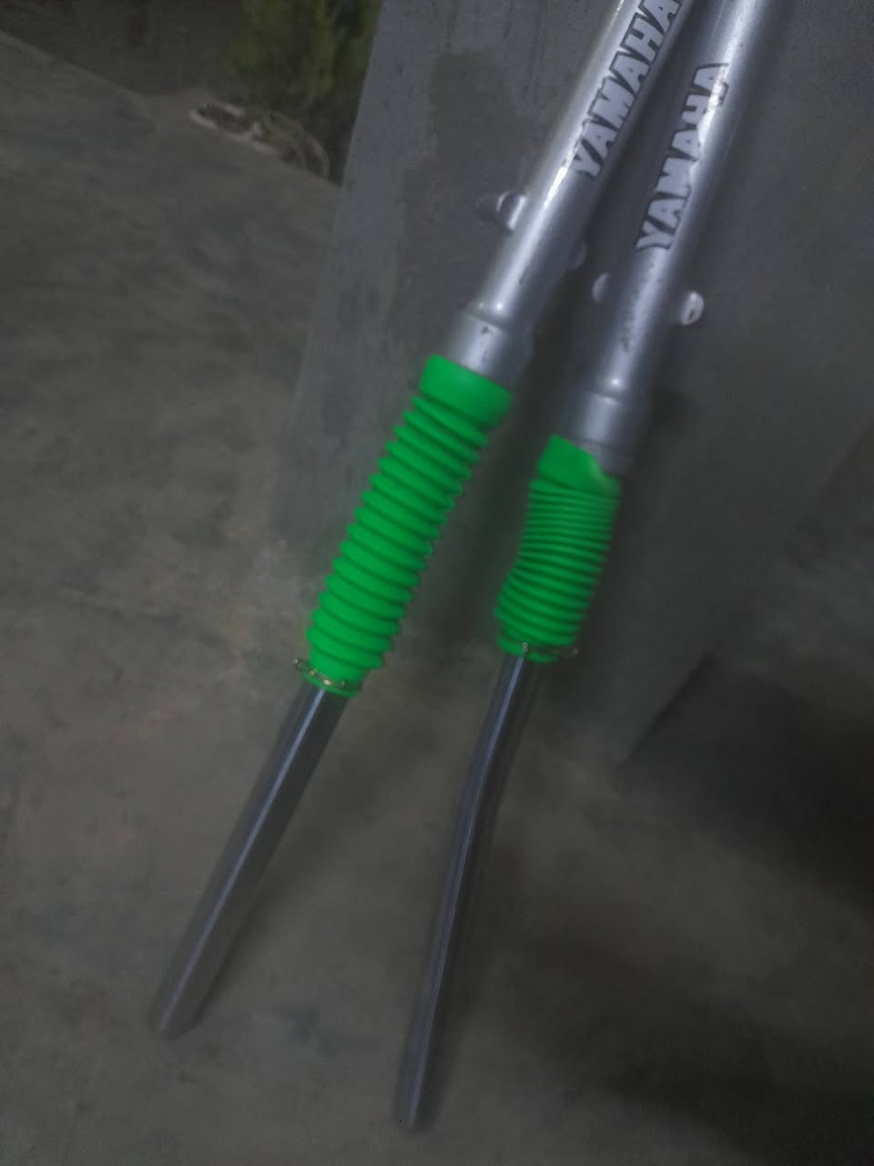 للبيع دبلات مال دراجه موديل 24 شغلات شرط بس بيهن عواج شويه السعر 25 وبيهن مجال ***********
