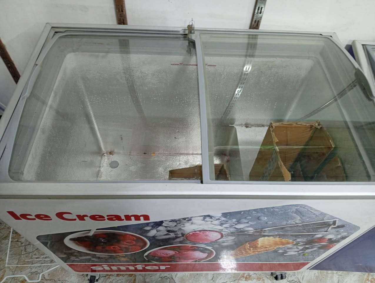 السلام عليكم عارضة بطحية للبيع استعمال اقل من شهر  تواصل *********** بي واتس اب
