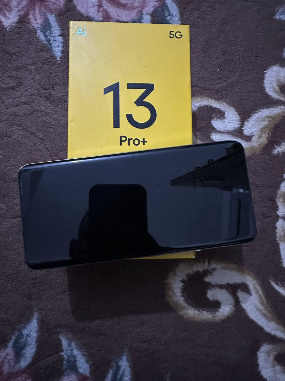 ريلمي 13 برو بلس للبيع السعر310 قفل بدون عمله مكاني الديوانيه اتصال ***********
